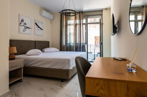 Nefeli Flat in Historic Center